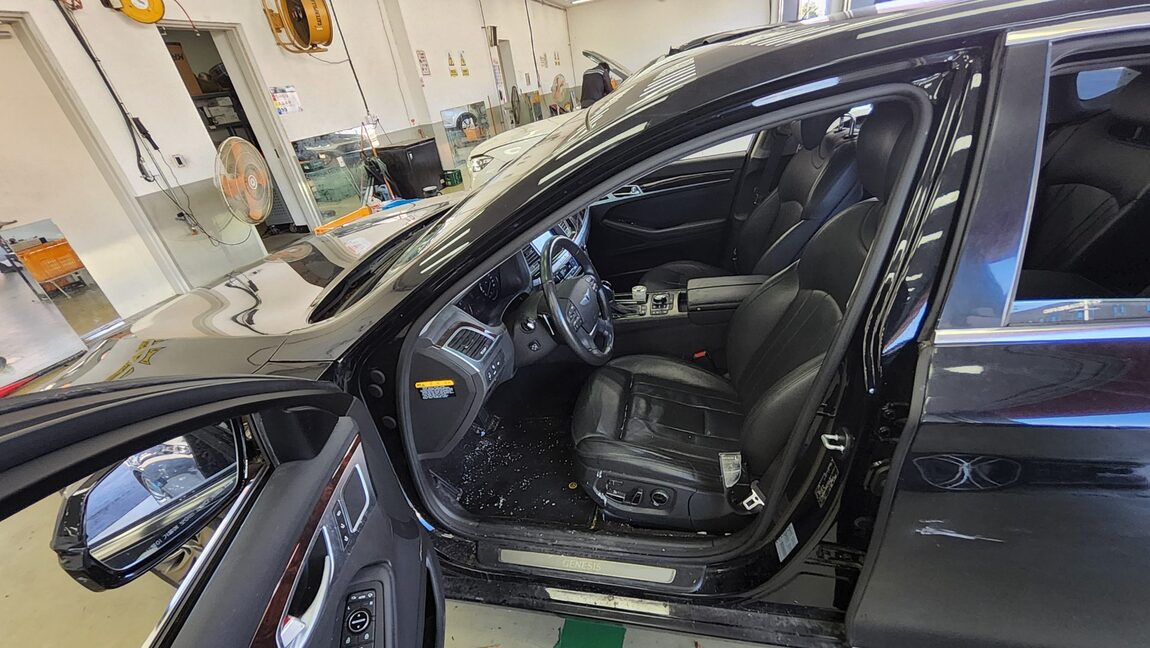 HYUNDAI GENESIS DH G330 PREMIUM 2016 - zdjęcie 10