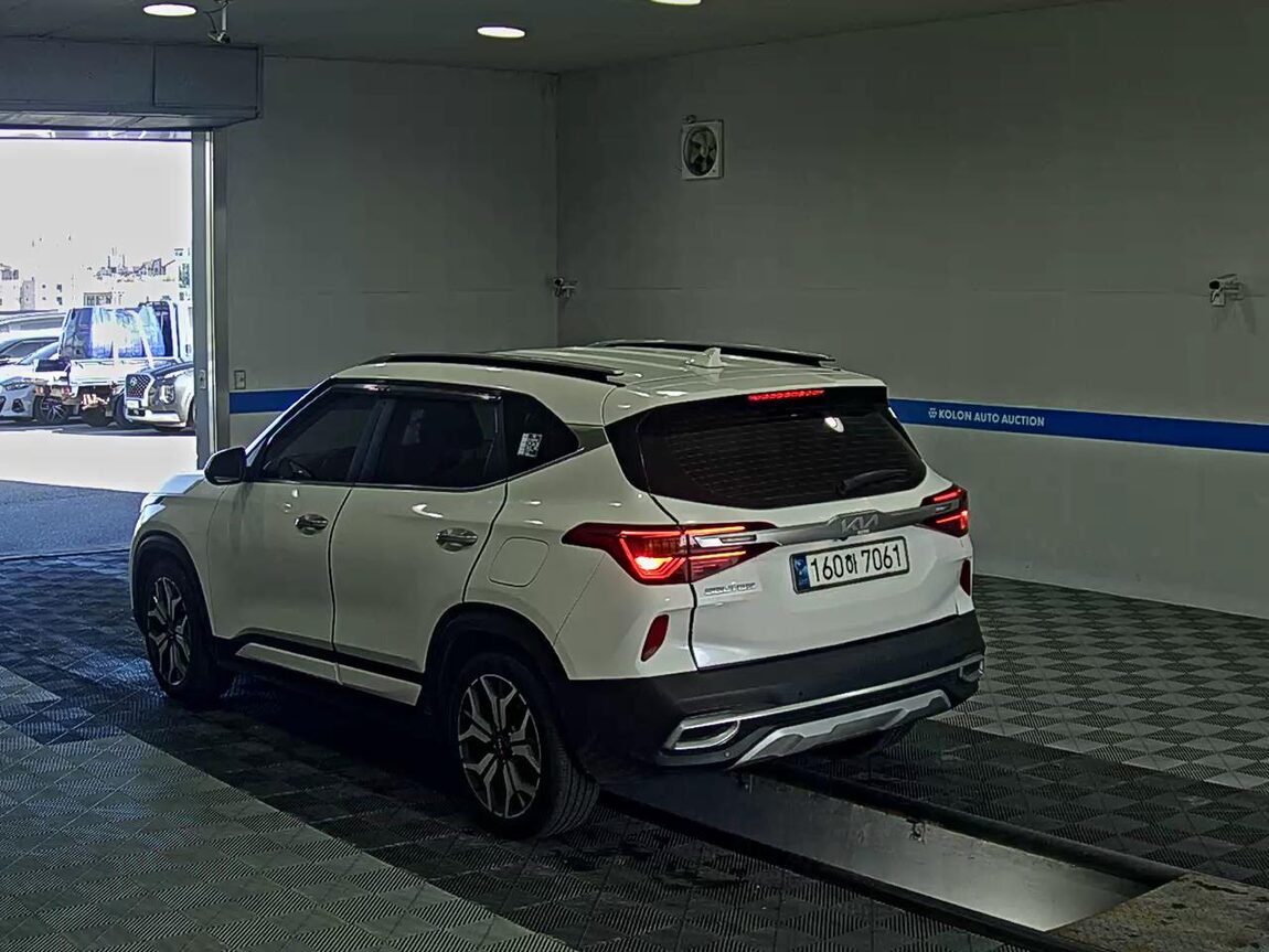 KIA SELTOS 1.6 DIESEL 2WD SIGNATURE 2022 - zdjęcie 6