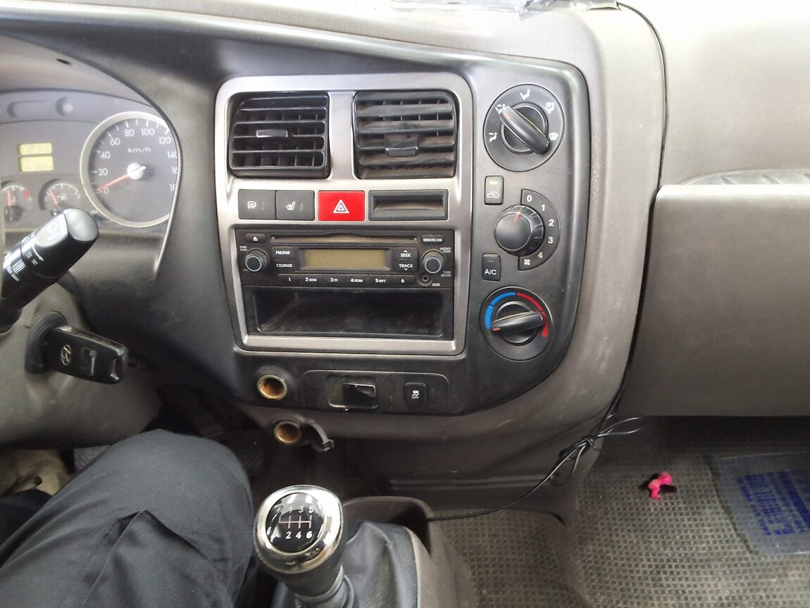 HYUNDAI PORTER II CRDi SUPER CAB EXTRA LONG WHEELBASE SUPER 2017 - zdjęcie 20