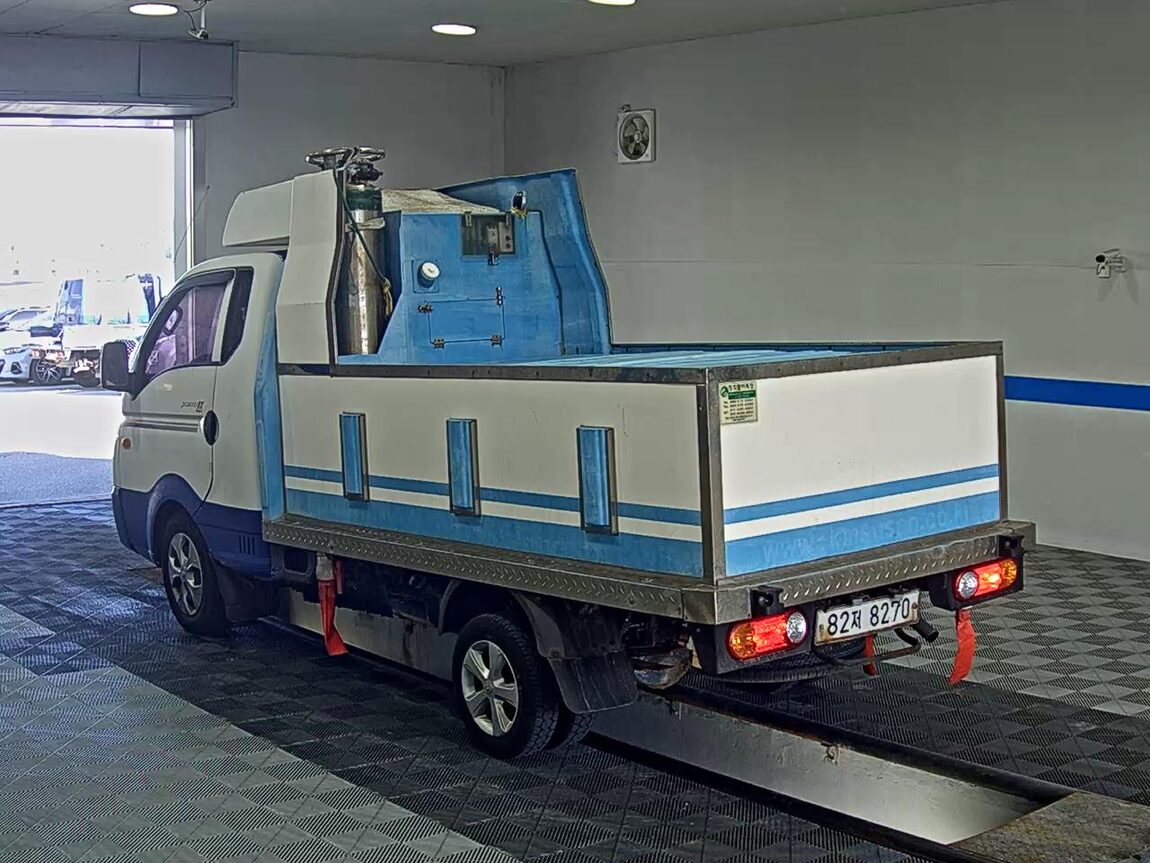 HYUNDAI PORTER II CRDi SUPER CAB EXTRA LONG WHEELBASE SUPER 2017 - zdjęcie 6