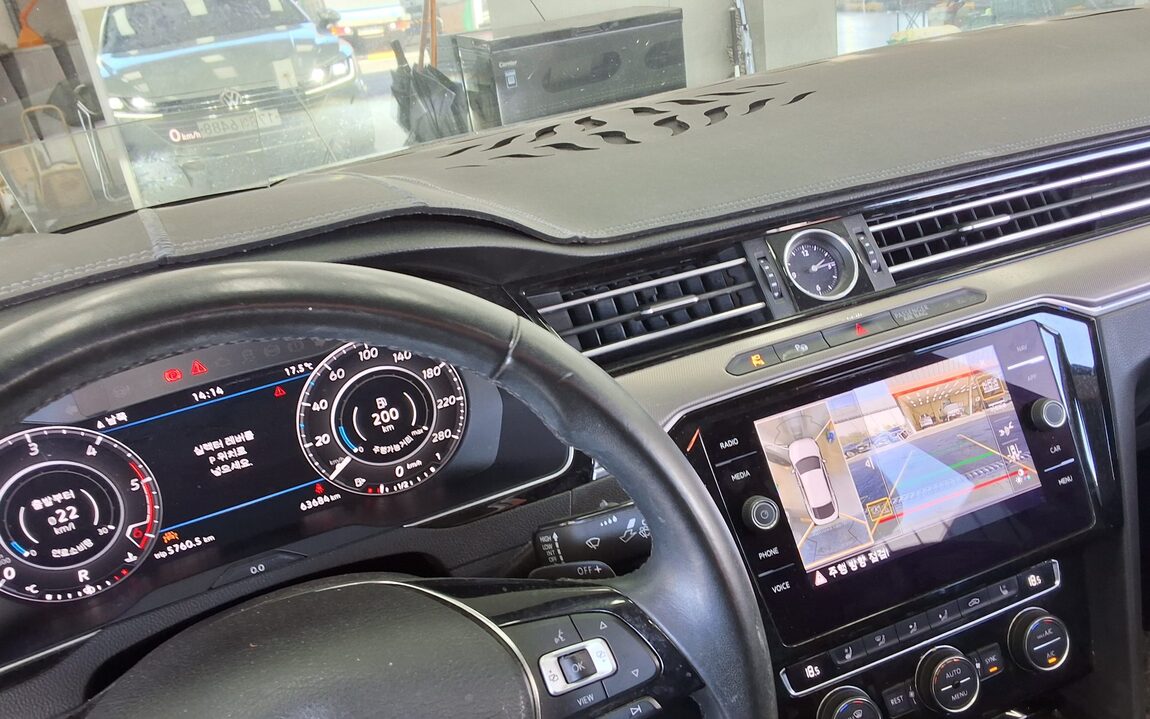 VOLKSWAGEN ARTEON 2.0 TDI PRESTIGE 2019 - zdjęcie 19