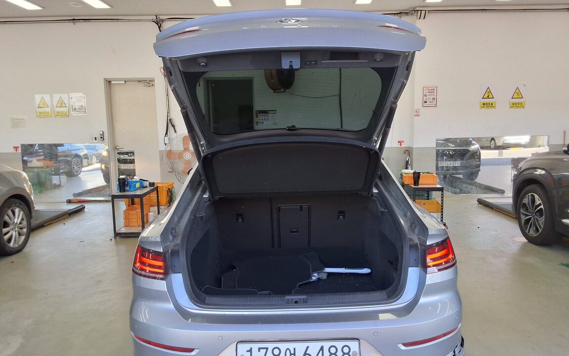 VOLKSWAGEN ARTEON 2.0 TDI PRESTIGE 2019 - zdjęcie 15