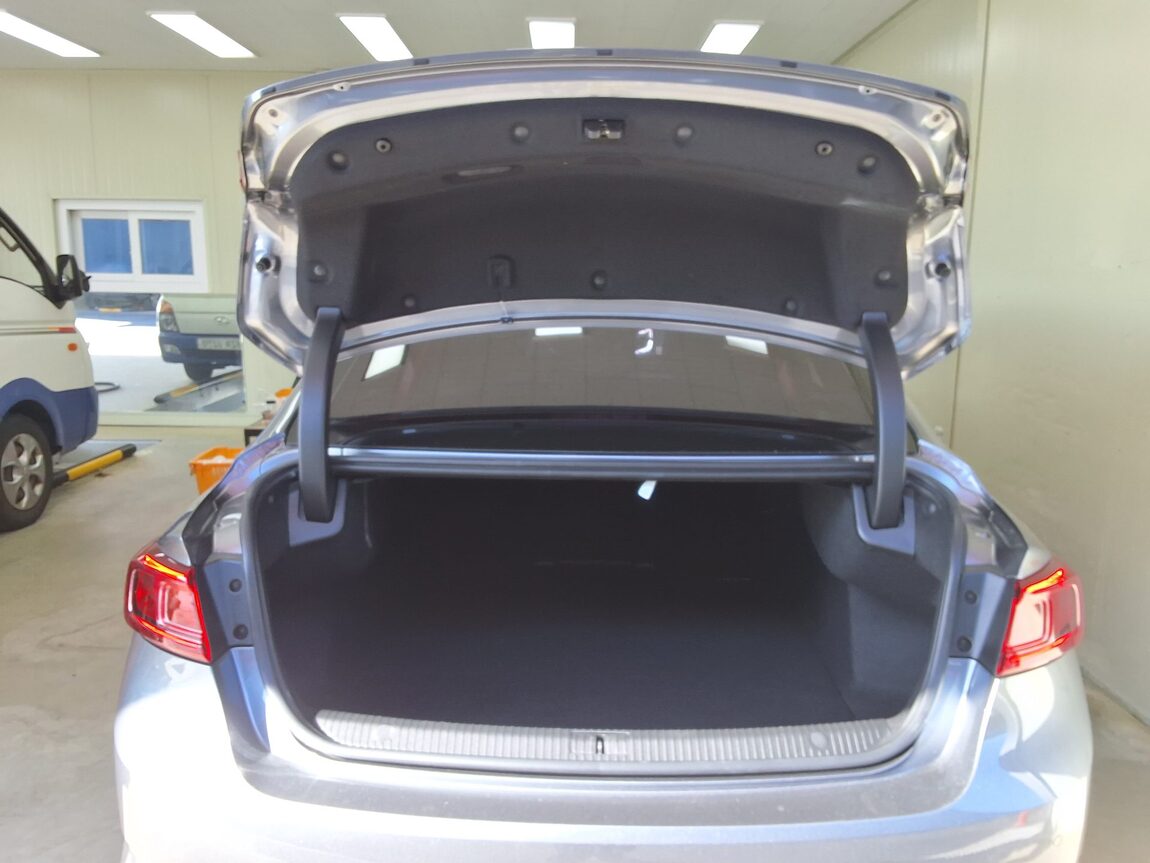 RENAULT (SAMSUNG) SM6 1.5 dCi SE 2017 - zdjęcie 16