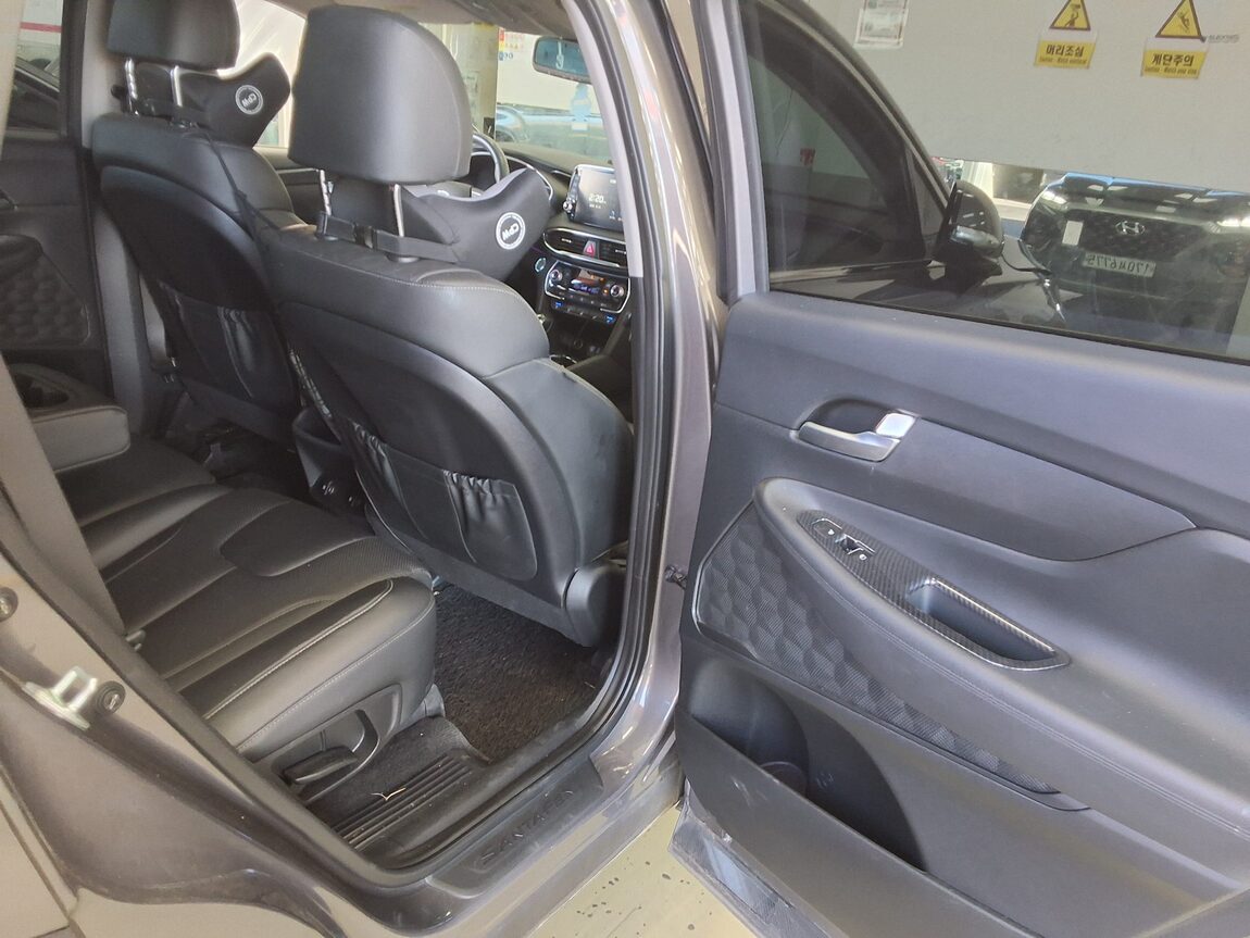 HYUNDAI SANTA FE (TM) 2.0T GDi 2WD EXCLUSIVE 2020 - zdjęcie 13