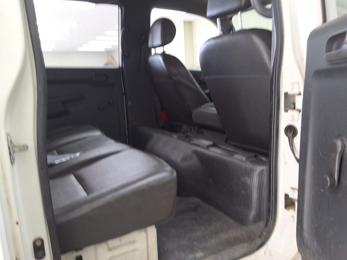 HYUNDAI PORTER II CRDi 4WD DOUBLE CAB LONG WHEELBASE MODERN 2010 - zdjęcie 14