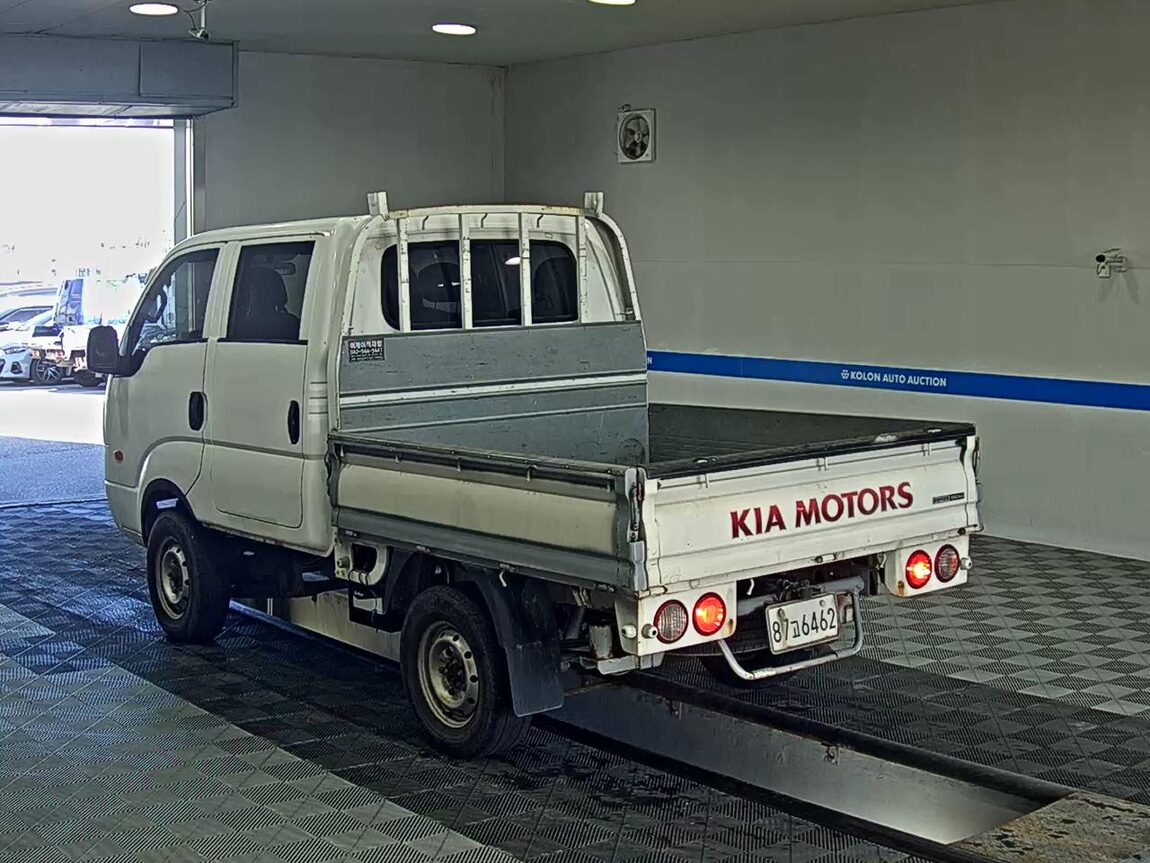 HYUNDAI PORTER II CRDi 4WD DOUBLE CAB LONG WHEELBASE MODERN 2010 - zdjęcie 6