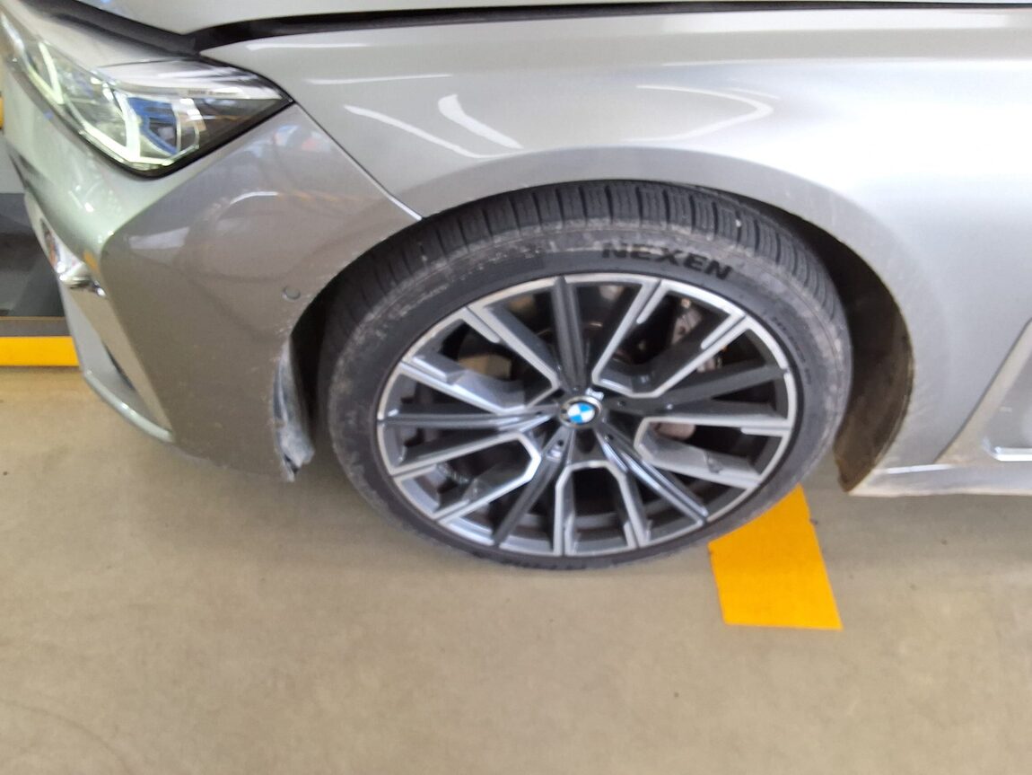 BMW 7 SERIES (6TH GEN) 740d xDRIVE M SPORT 2021 - zdjęcie 19