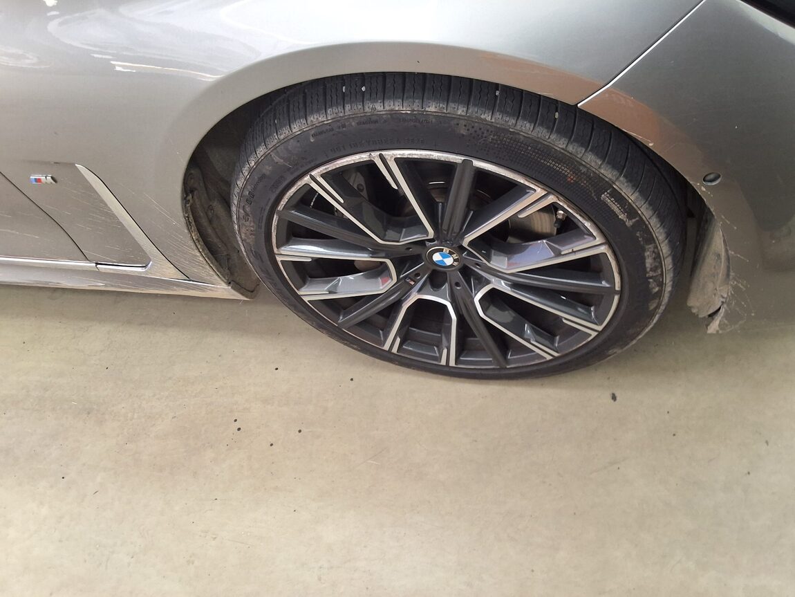 BMW 7 SERIES (6TH GEN) 740d xDRIVE M SPORT 2021 - zdjęcie 21