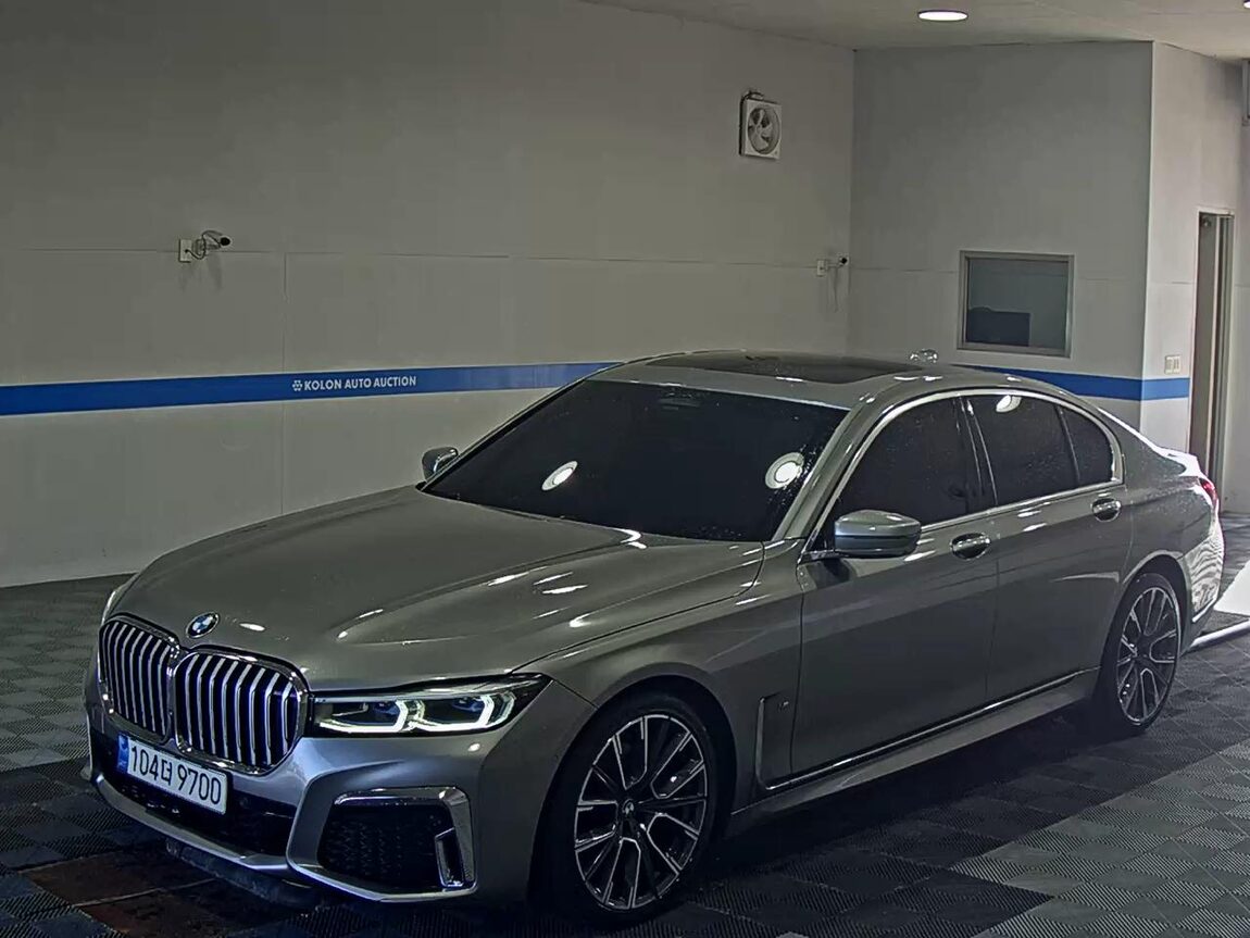 BMW 7 SERIES (6TH GEN) 740d xDRIVE M SPORT 2021 - zdjęcie 2