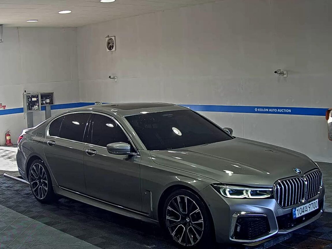 BMW 7 SERIES (6TH GEN) 740d xDRIVE M SPORT 2021 - zdjęcie 3