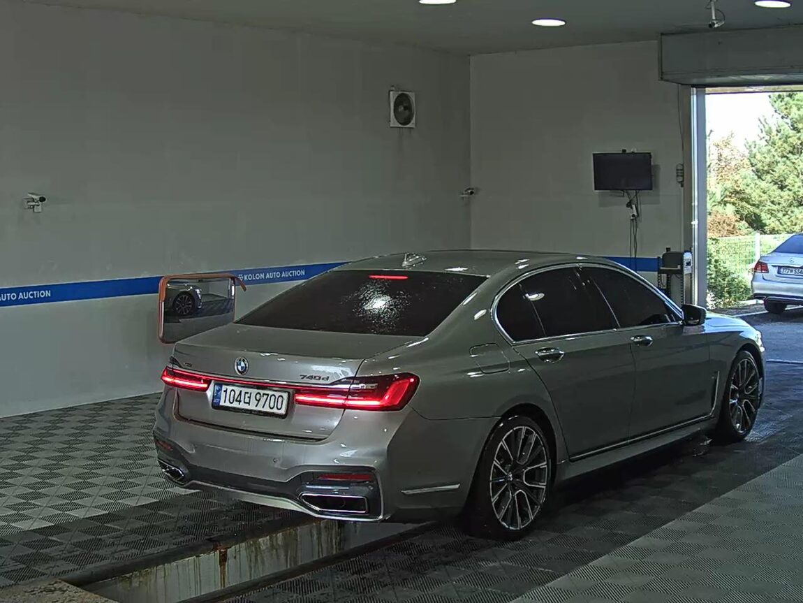 BMW 7 SERIES (6TH GEN) 740d xDRIVE M SPORT 2021 - zdjęcie 5
