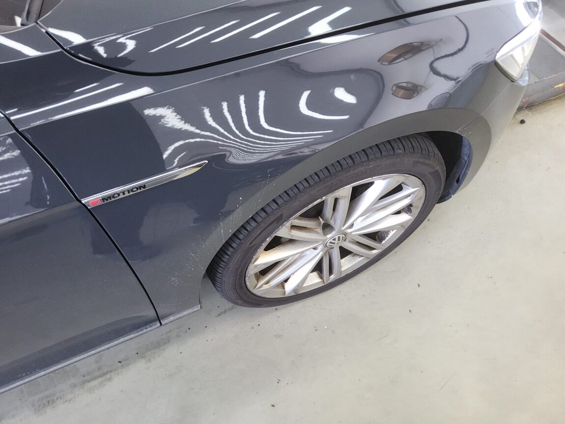 VOLKSWAGEN PASSAT GT (8TH GEN) 2.0 TDI 4MOTION PRESTIGE 2018 - zdjęcie 24
