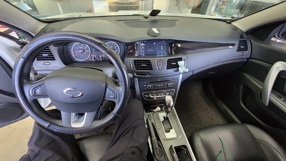RENAULT (SAMSUNG) SM5 NOVA CLASSIC 2017 - zdjęcie 11