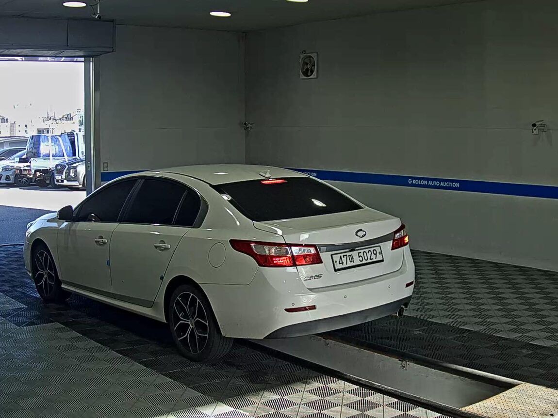 RENAULT (SAMSUNG) SM5 NOVA CLASSIC 2017 - zdjęcie 6
