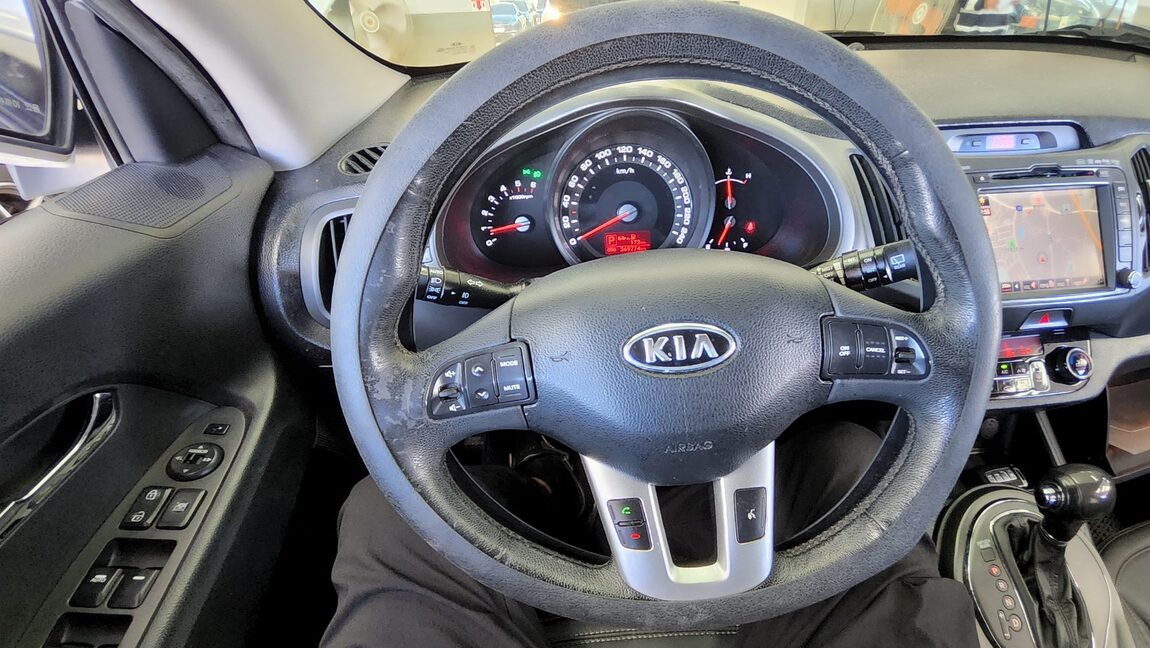 KIA SPORTAGE R DIESEL R2.0 2WD TLX LUXURY MODEL 2012 - zdjęcie 17