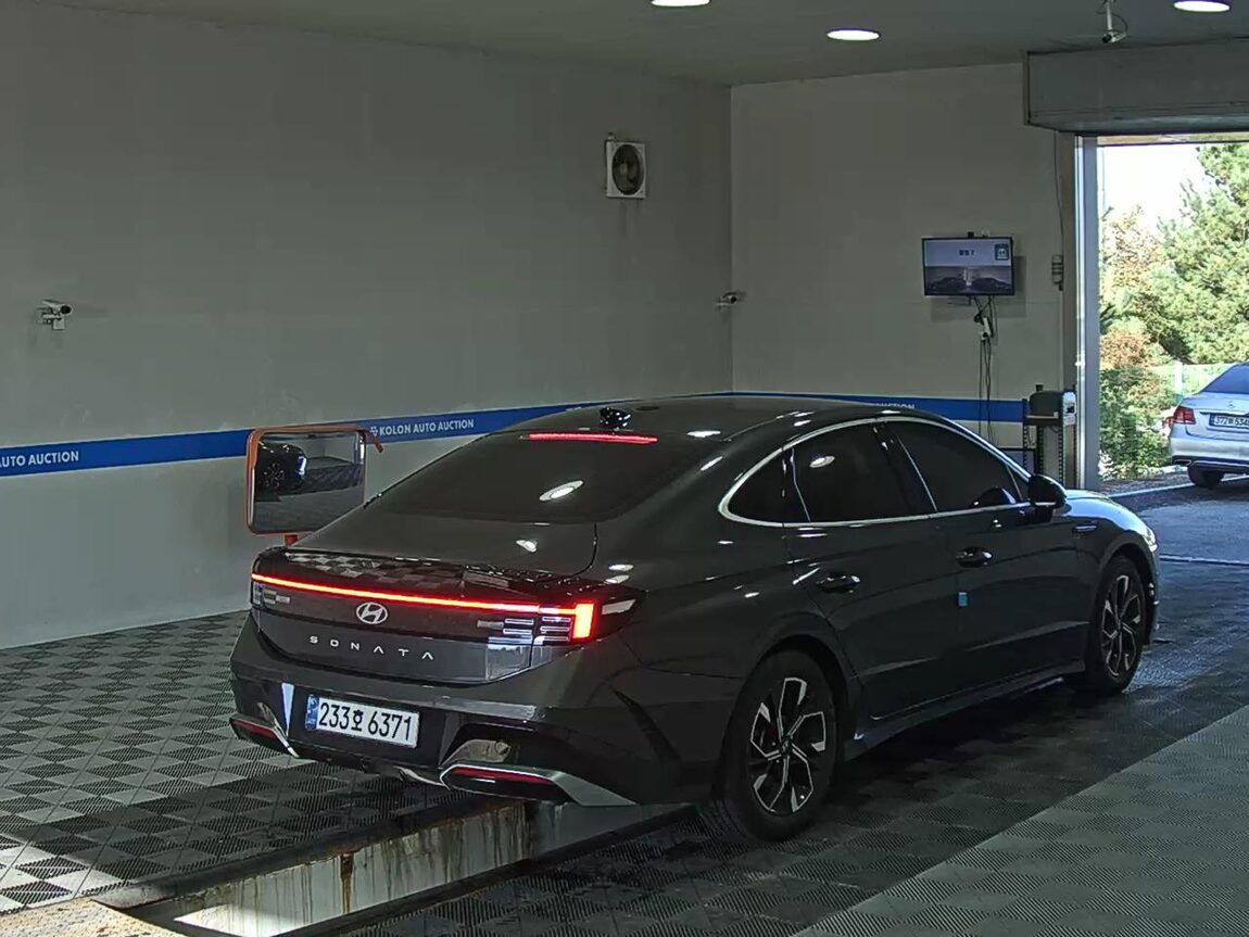 HYUNDAI SONATA THE EDGE GASOLINE 2.0 PREMIUM 2024 - zdjęcie 5