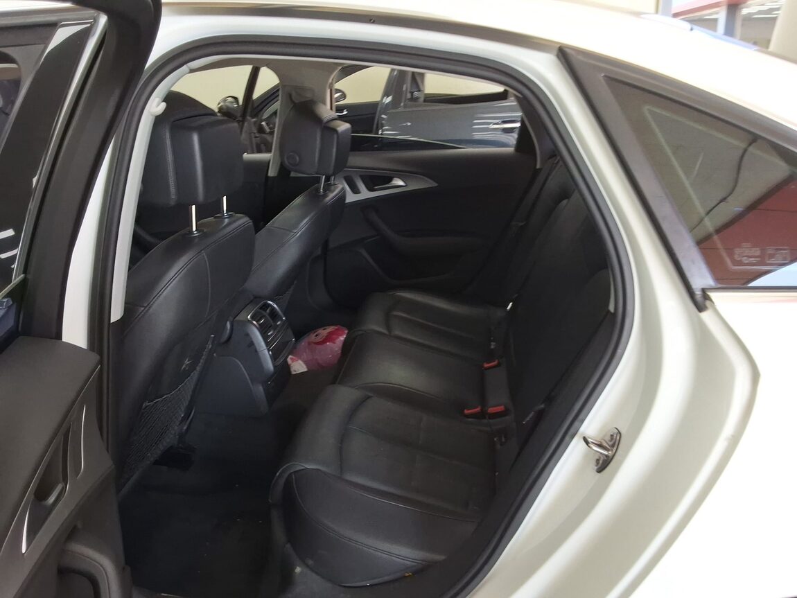 AUDI A6 (4TH GEN) 2.0 TDI 2014 - zdjęcie 13