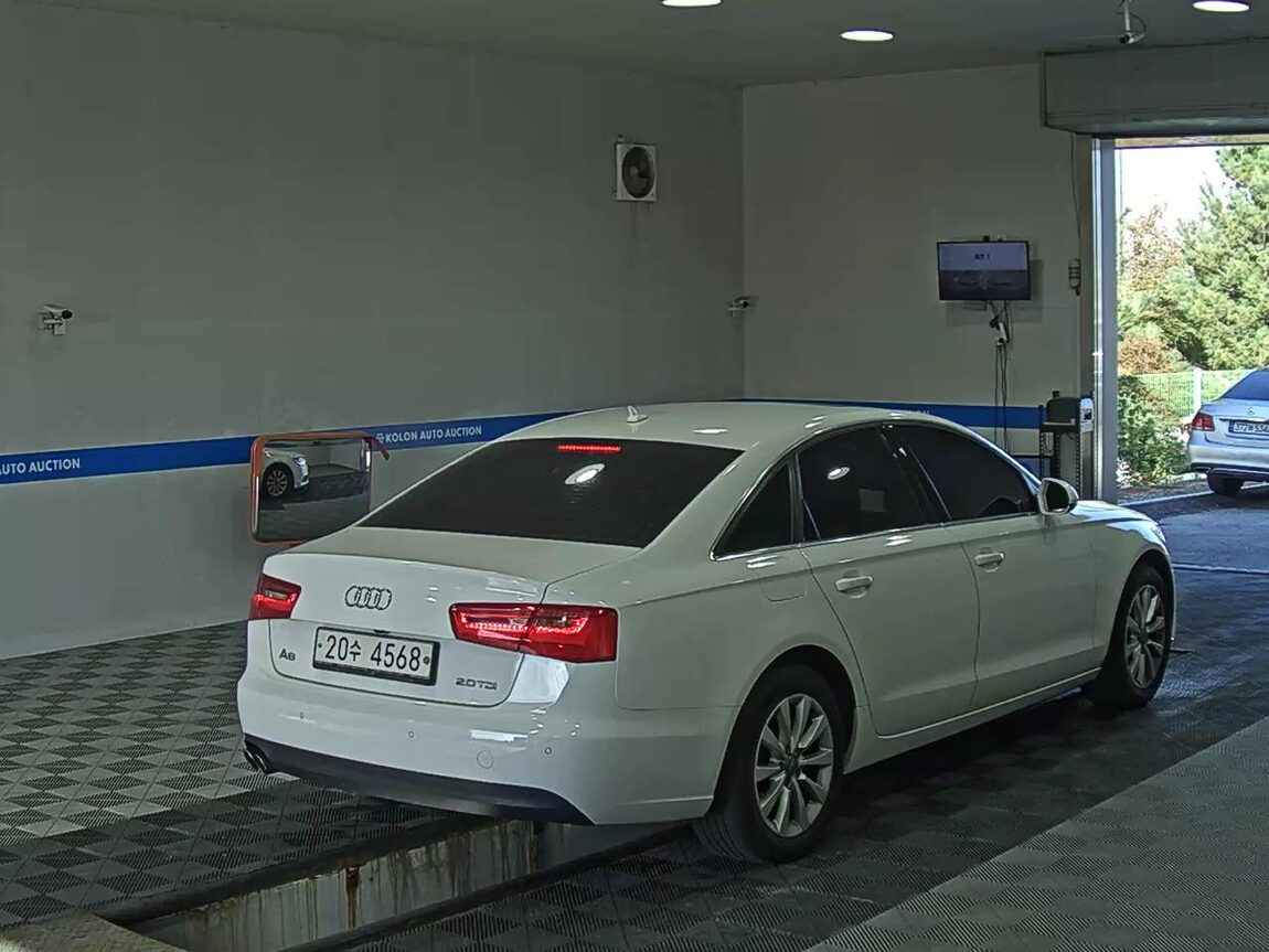 AUDI A6 (4TH GEN) 2.0 TDI 2014 - zdjęcie 5
