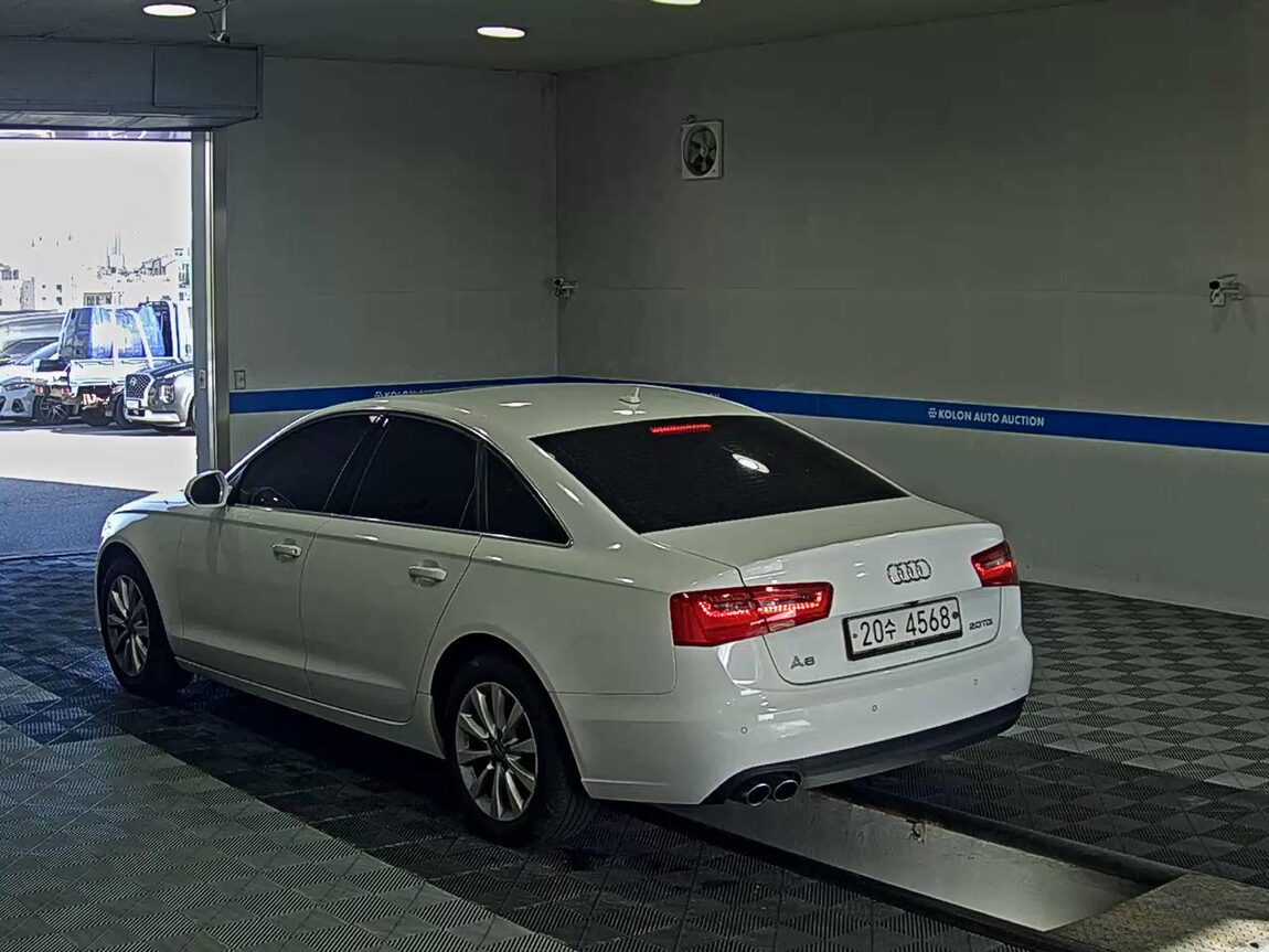 AUDI A6 (4TH GEN) 2.0 TDI 2014 - zdjęcie 6