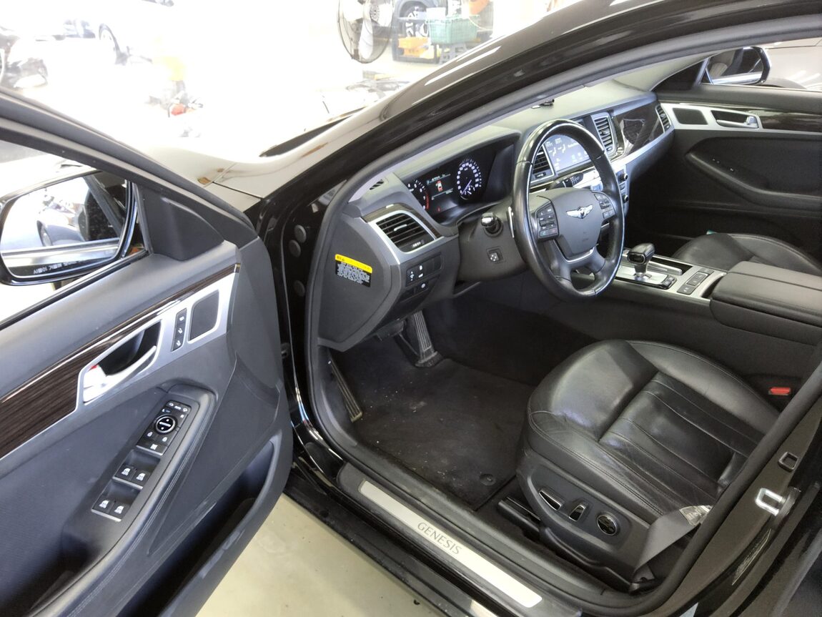 GENESIS G80 3.3 GDi LUXURY 2017 - zdjęcie 10