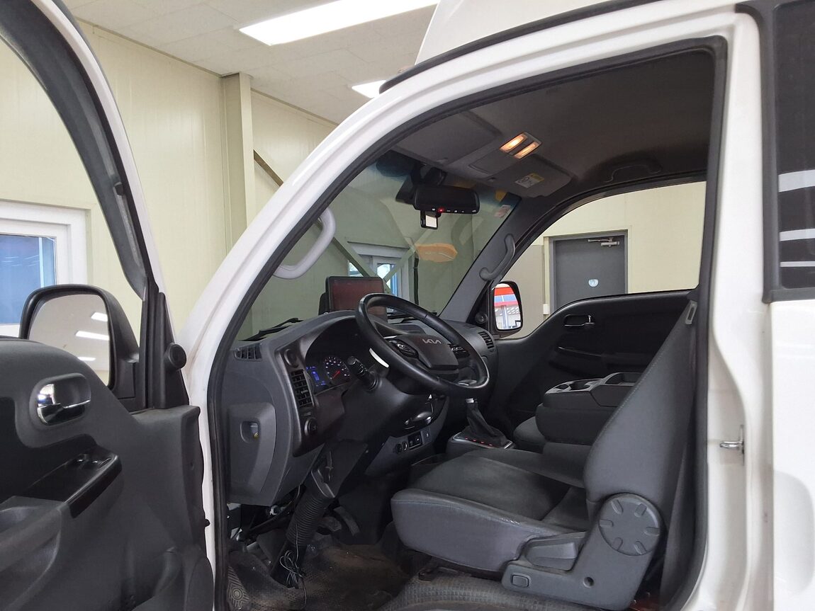 KIA BONGO III EV CARGO GLS 2022 - zdjęcie 11