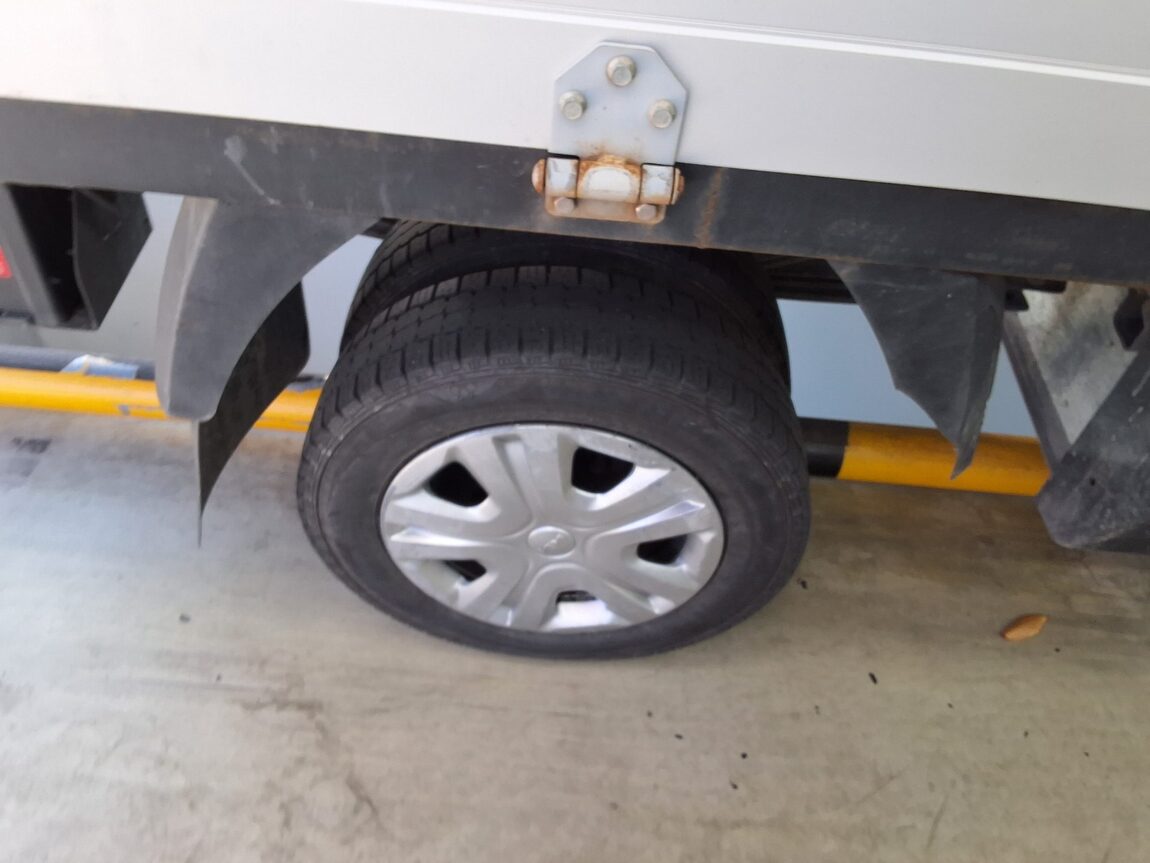 KIA BONGO III EV CARGO GLS 2022 - zdjęcie 18