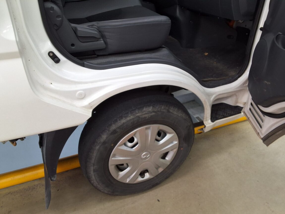KIA BONGO III EV CARGO GLS 2022 - zdjęcie 17