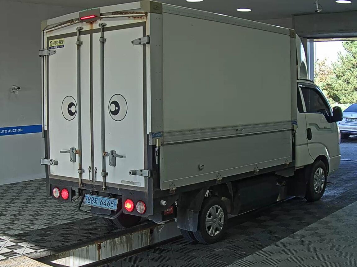 KIA BONGO III EV CARGO GLS 2022 - zdjęcie 5