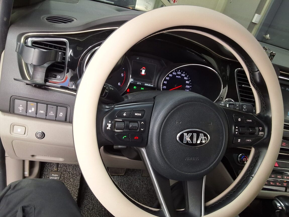 KIA ALL NEW CARNIVAL 9-SEATER DIESEL NOBLESSE 2017 - zdjęcie 23
