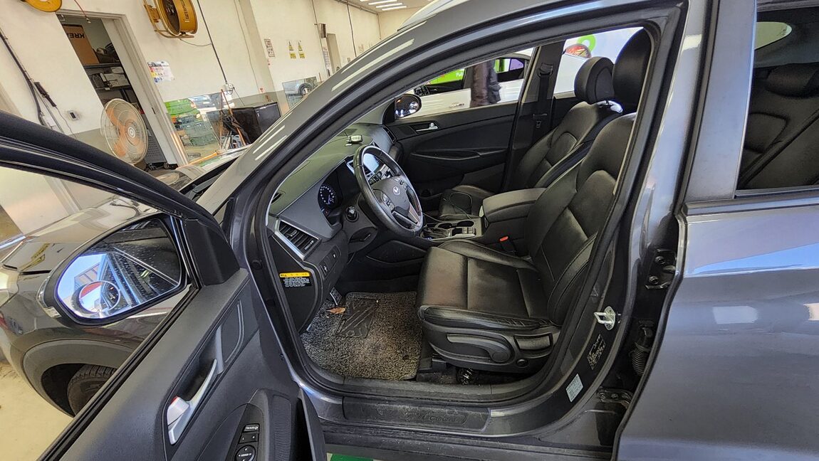 HYUNDAI ALL NEW TUCSON DIESEL 1.7 2WD MODERN 2018 - zdjęcie 10