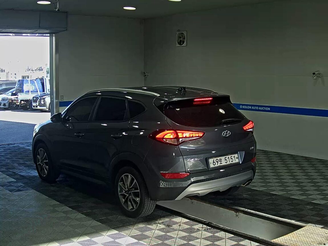 HYUNDAI ALL NEW TUCSON DIESEL 1.7 2WD MODERN 2018 - zdjęcie 6