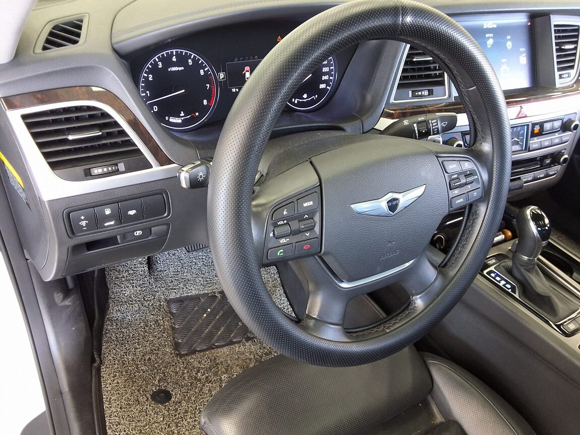 HYUNDAI GENESIS DH G330 AWD PREMIUM 2016 - zdjęcie 19