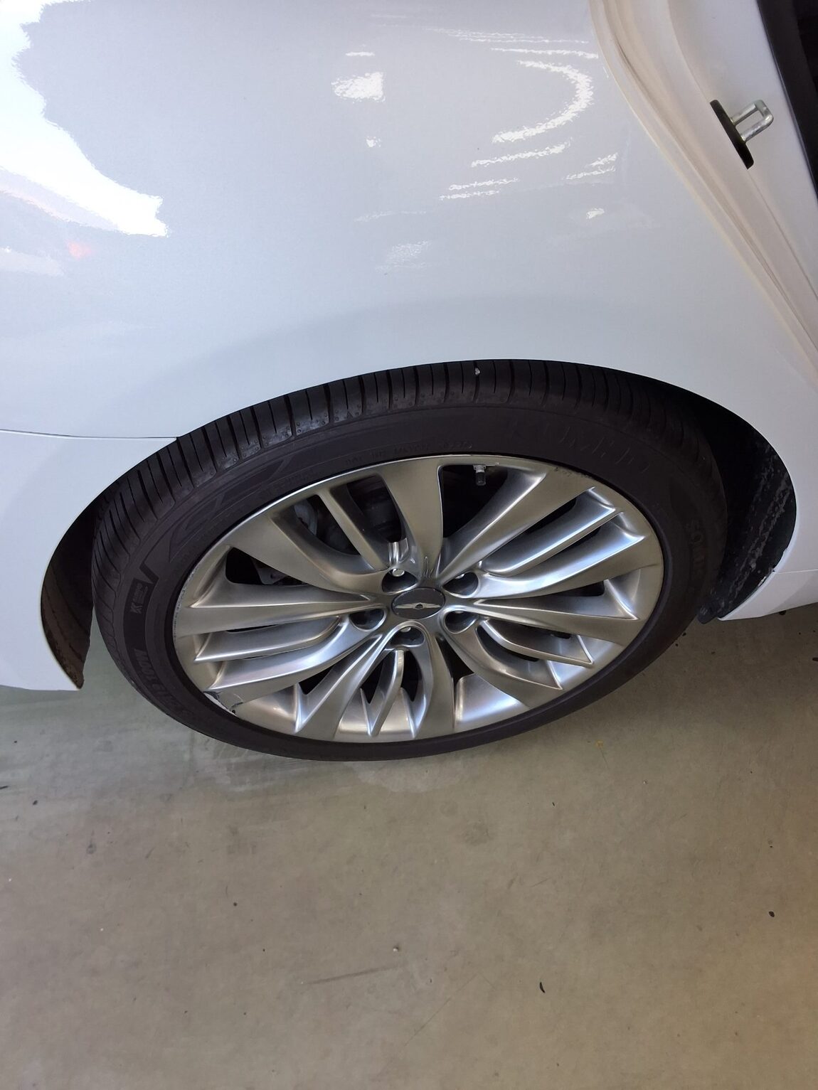 HYUNDAI GENESIS DH G330 AWD PREMIUM 2016 - zdjęcie 25