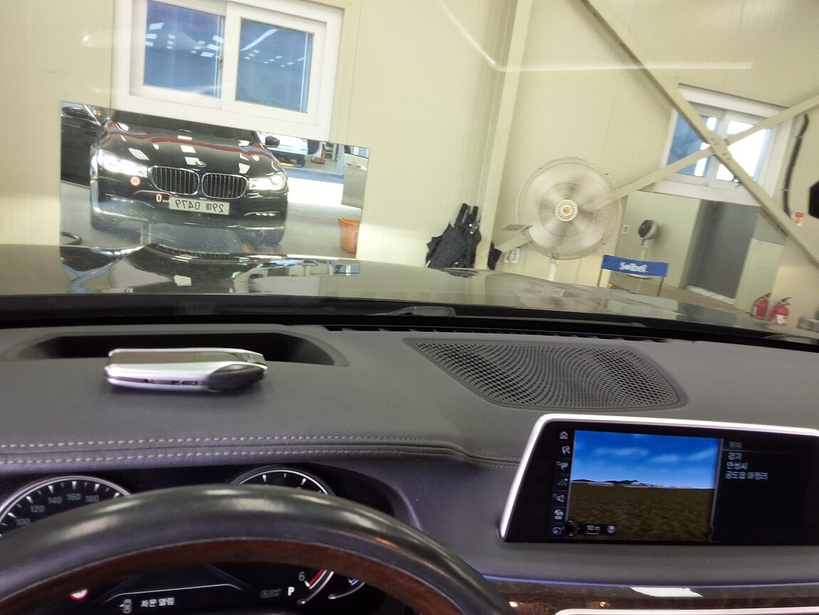 BMW 7 SERIES (6TH GEN) 730Ld xDRIVE 2016 - zdjęcie 25