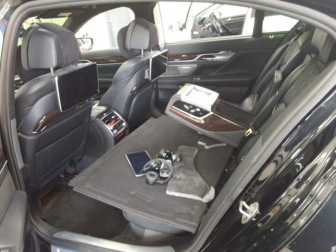 BMW 7 SERIES (6TH GEN) 730Ld xDRIVE 2016 - zdjęcie 13