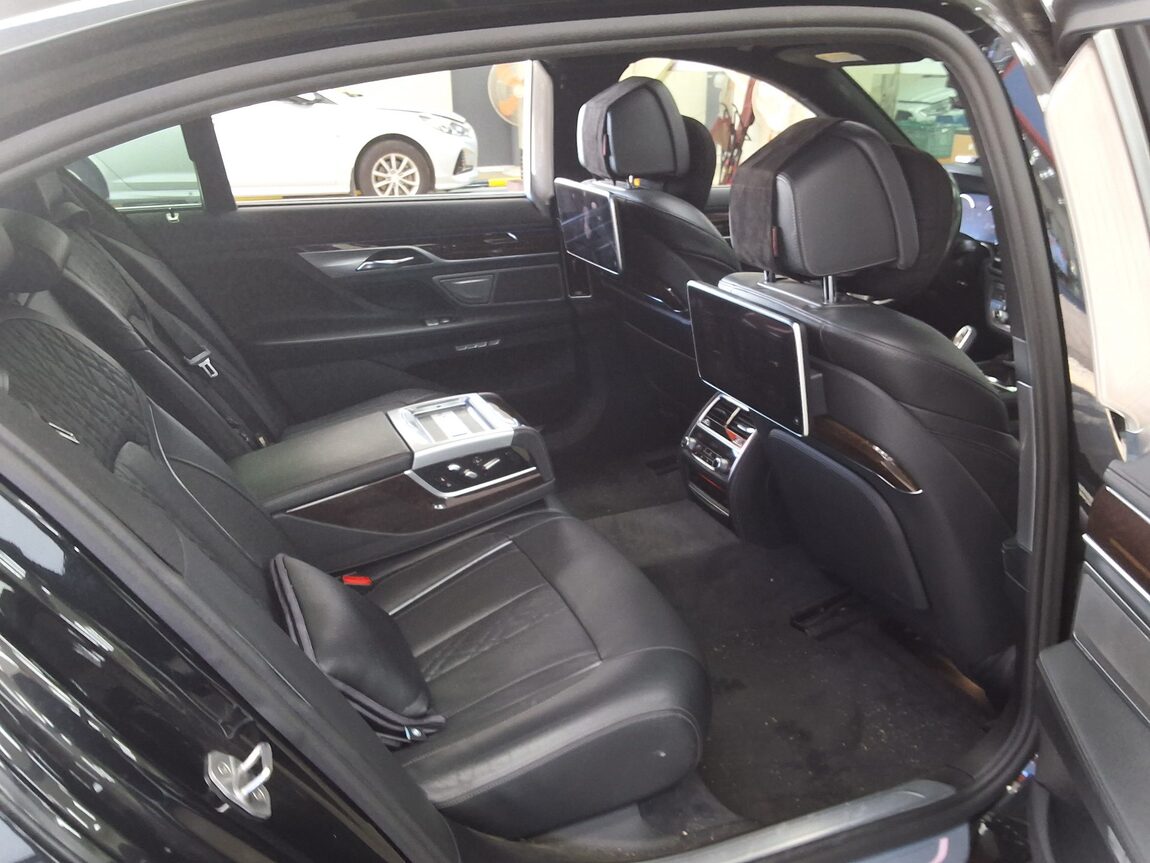 BMW 7 SERIES (6TH GEN) 730Ld xDRIVE 2016 - zdjęcie 14