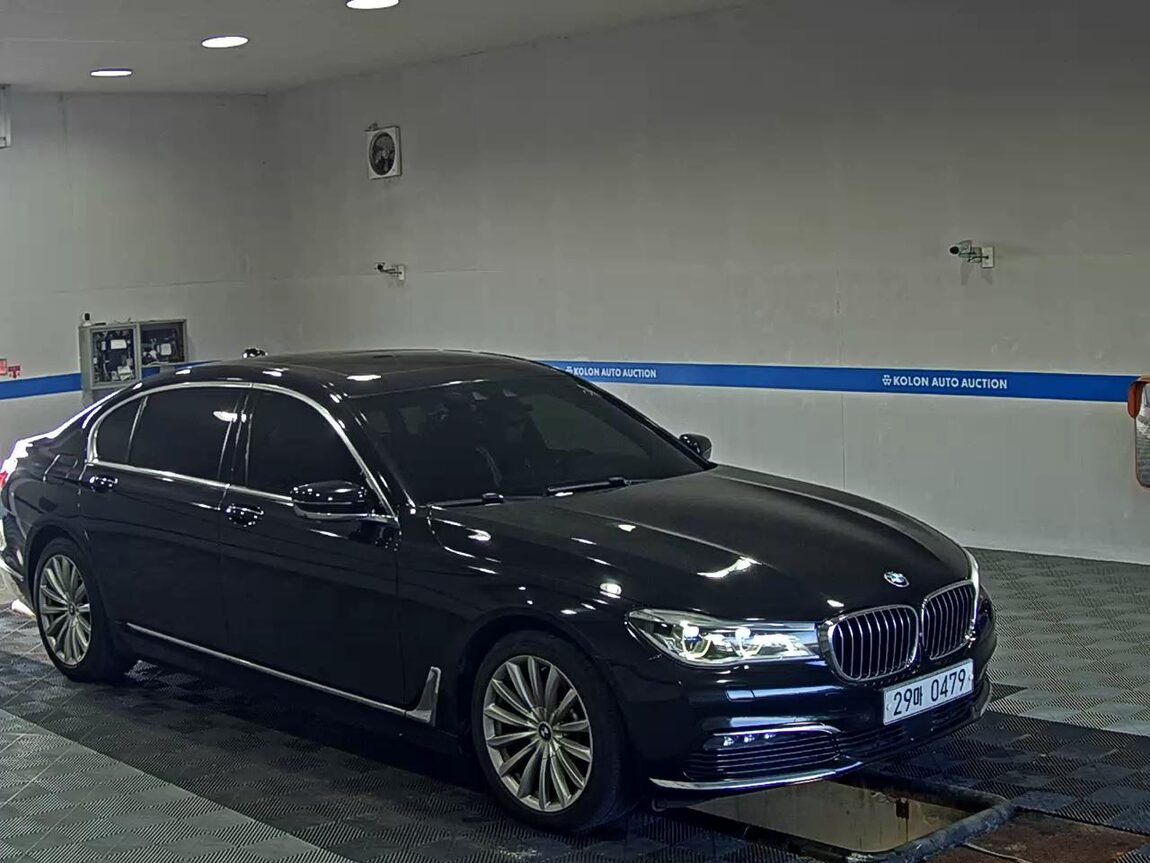 BMW 7 SERIES (6TH GEN) 730Ld xDRIVE 2016 - zdjęcie 3