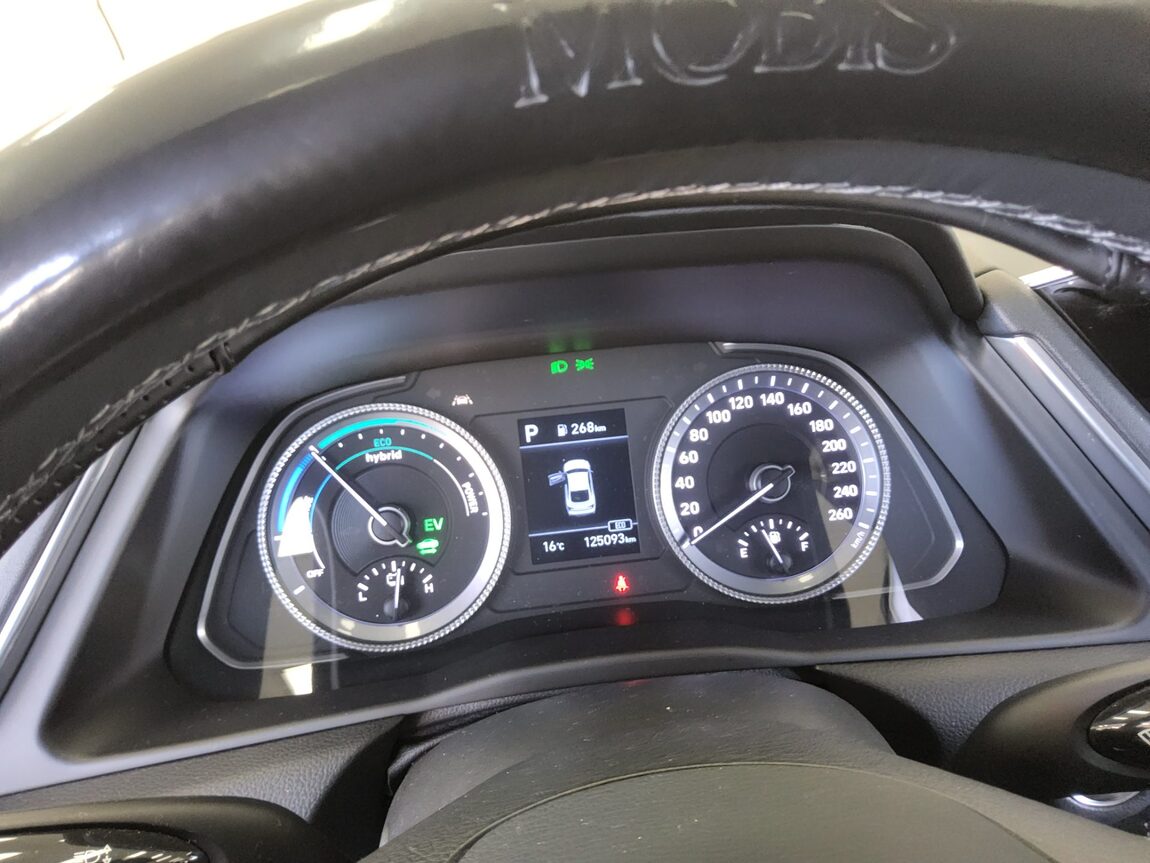 HYUNDAI SONATA (DN8) HYBRID 2.0 HEV PREMIUM 2020 - zdjęcie 9