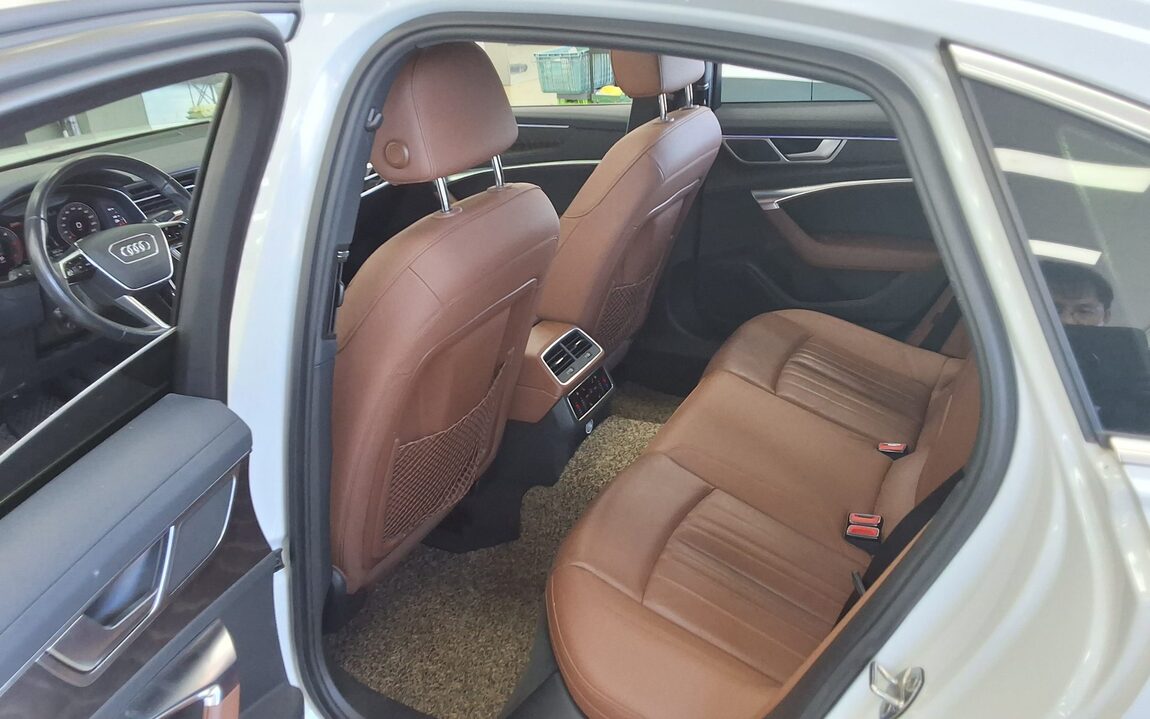 AUDI A6 (5TH GEN) 40 TDI PREMIUM 2020 - zdjęcie 12