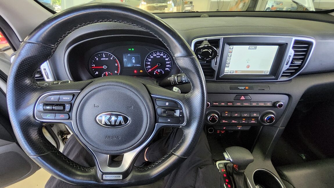 KIA NEW SPORTAGE 1.7 2WD TRENDY 2017 - zdjęcie 18