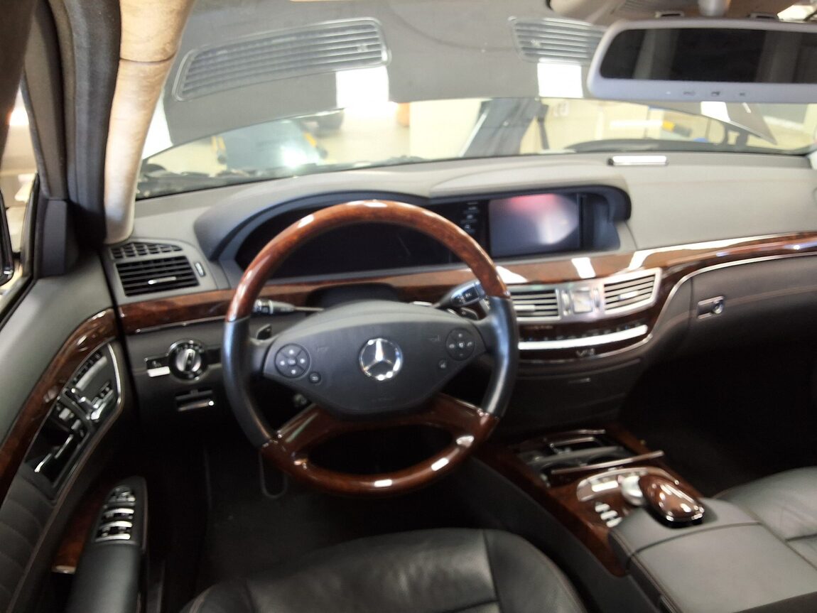 MERCEDES-BENZ S-CLASS (5TH GEN) S600L 2011 - zdjęcie 12