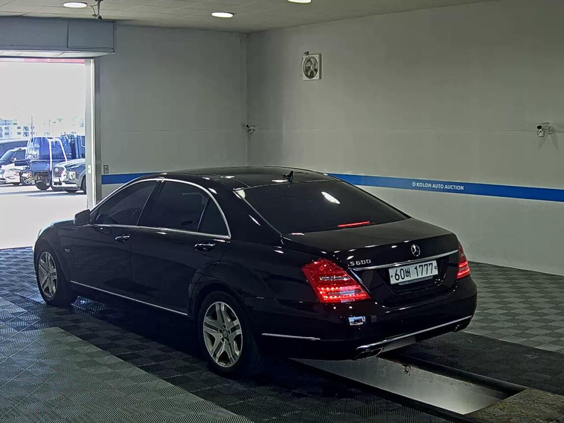 MERCEDES-BENZ S-CLASS (5TH GEN) S600L 2011 - zdjęcie 6