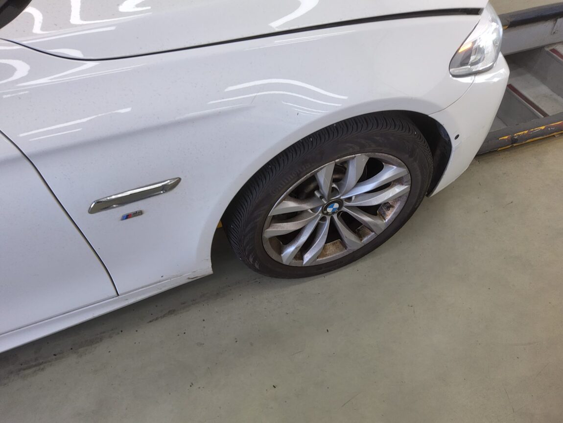 BMW 5 SERIES (6TH GEN) 520d M AERODYNAMIC 2016 - zdjęcie 22