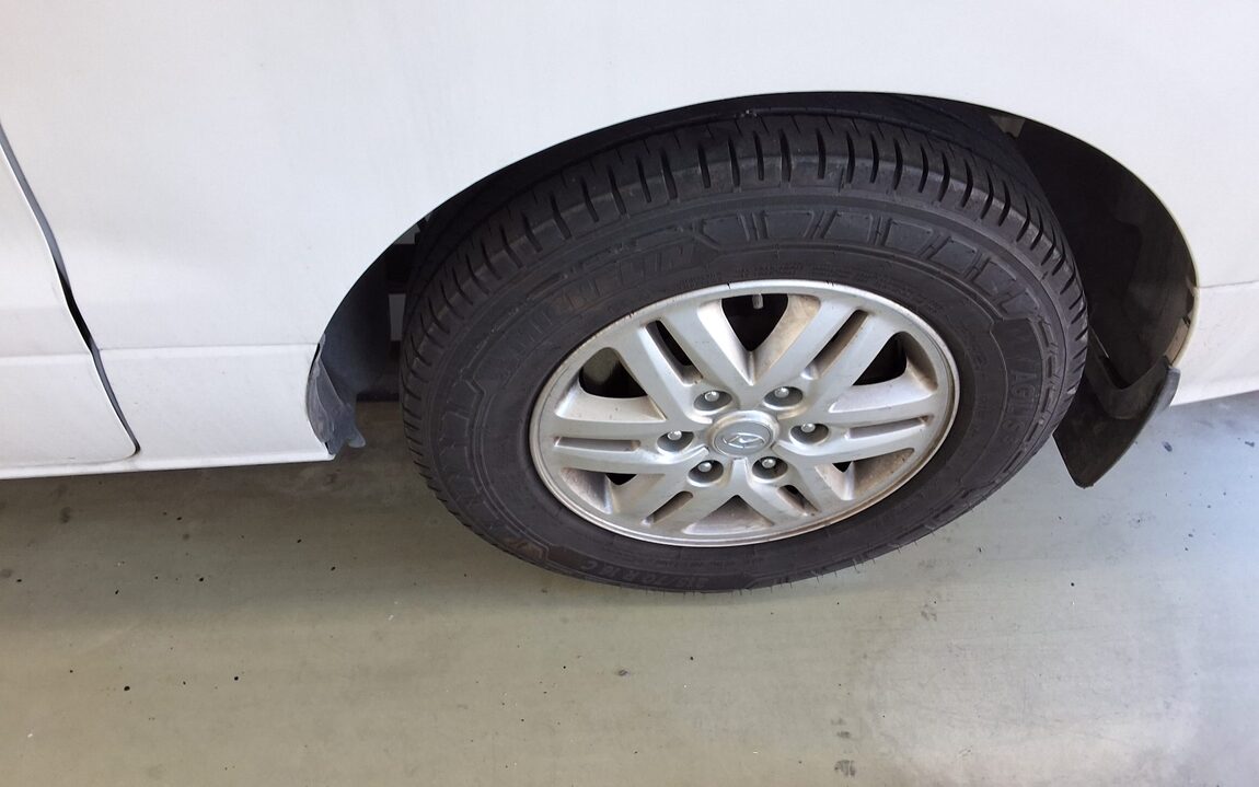 HYUNDAI THE NEW GRAND STAREX 3-SEATER DIESEL VAN SMART 2019 - zdjęcie 27
