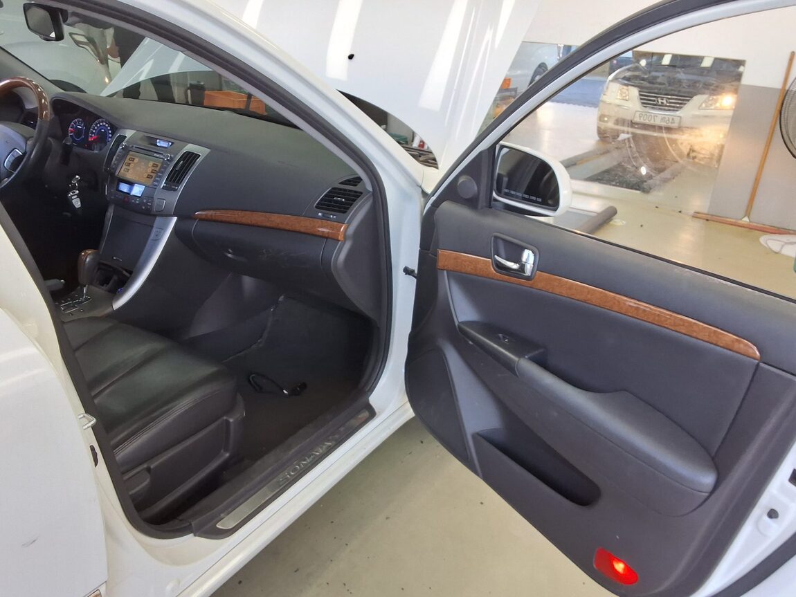 HYUNDAI NF SONATA TRANSFORM N20 PREMIER BLACK PREMIUM MODEL 2008 - zdjęcie 14