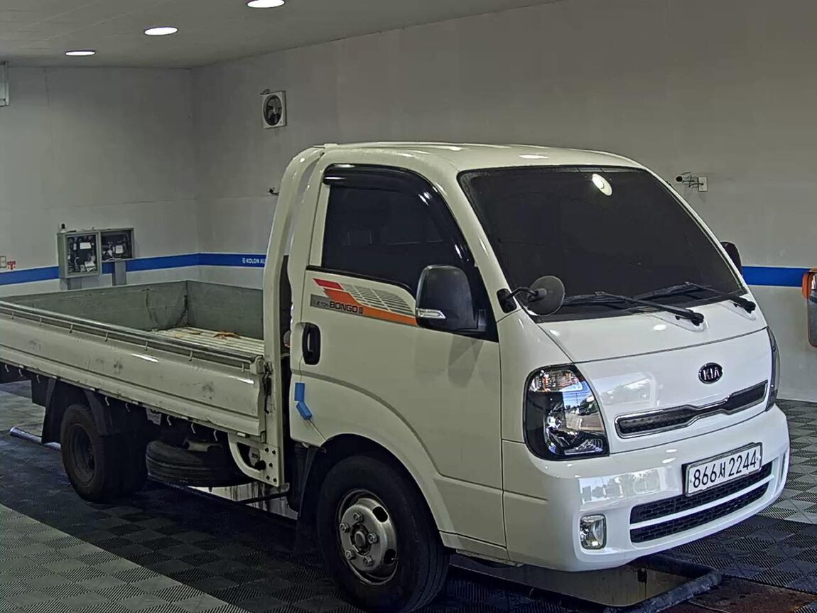 KIA BONGO III CARGO 1.2 TON STANDARD CAB EXTRA LONG WHEELBASE 2019 - zdjęcie 3