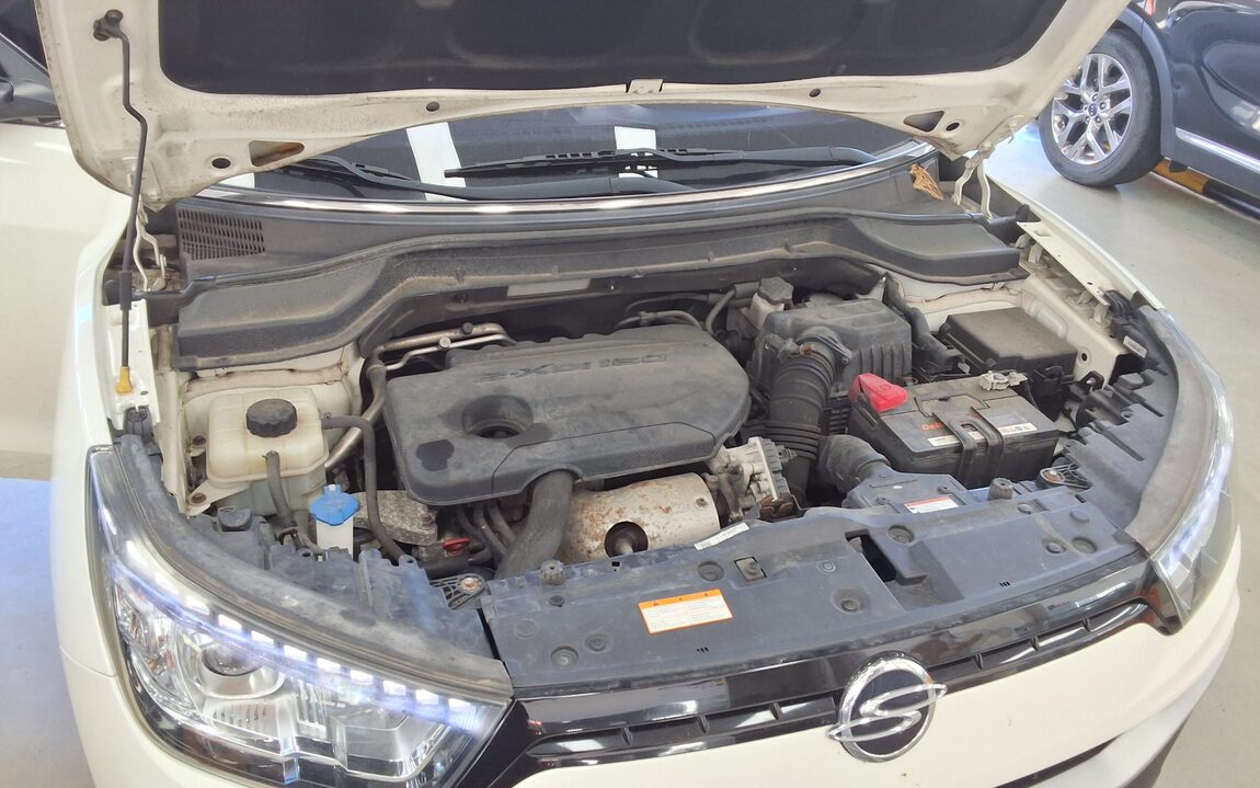KG MOBILITY (SSANGYONG) TIVOLI AIR DIESEL 2WD IX 2019 - zdjęcie 21