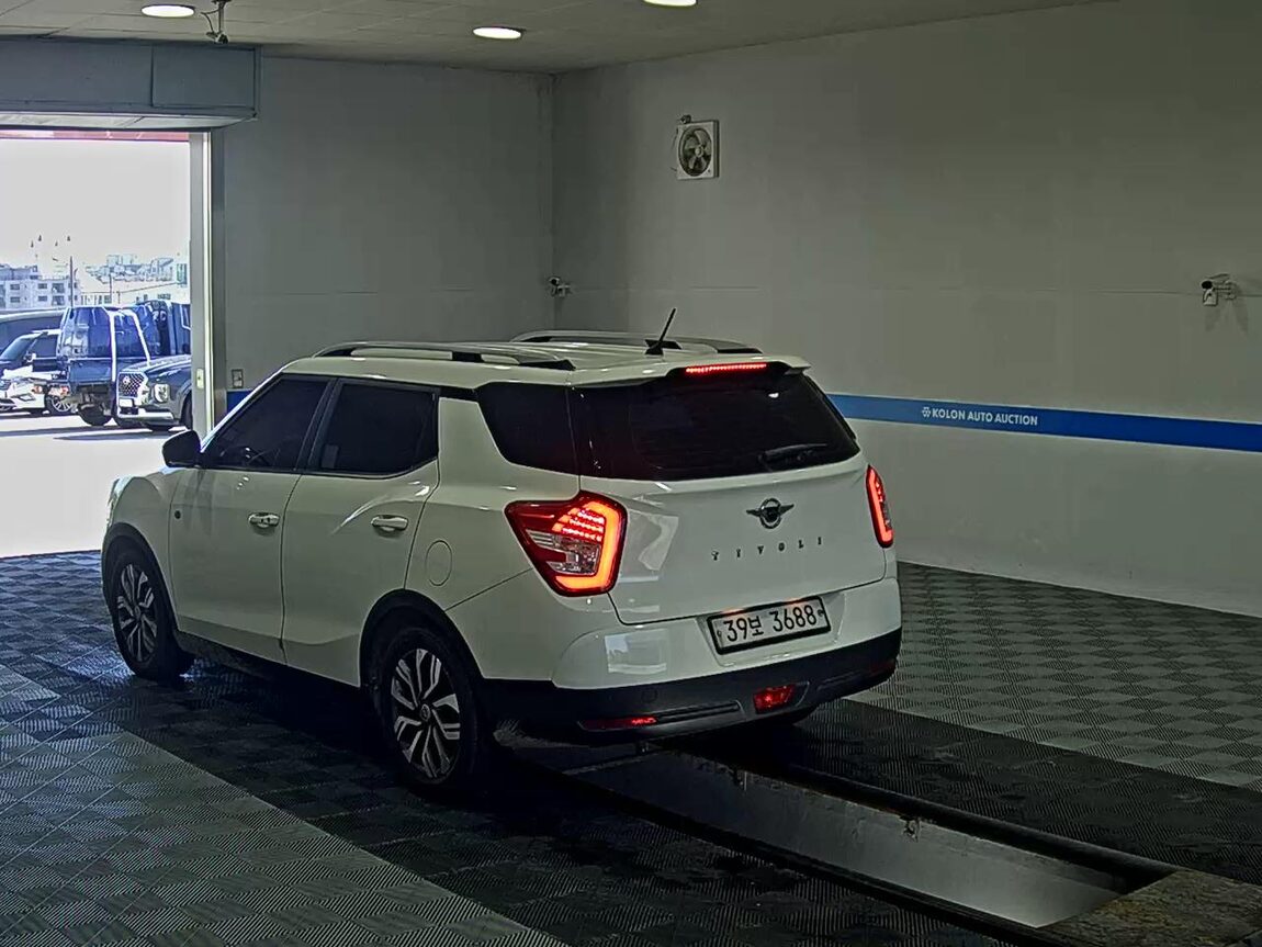 KG MOBILITY (SSANGYONG) TIVOLI AIR DIESEL 2WD IX 2019 - zdjęcie 6