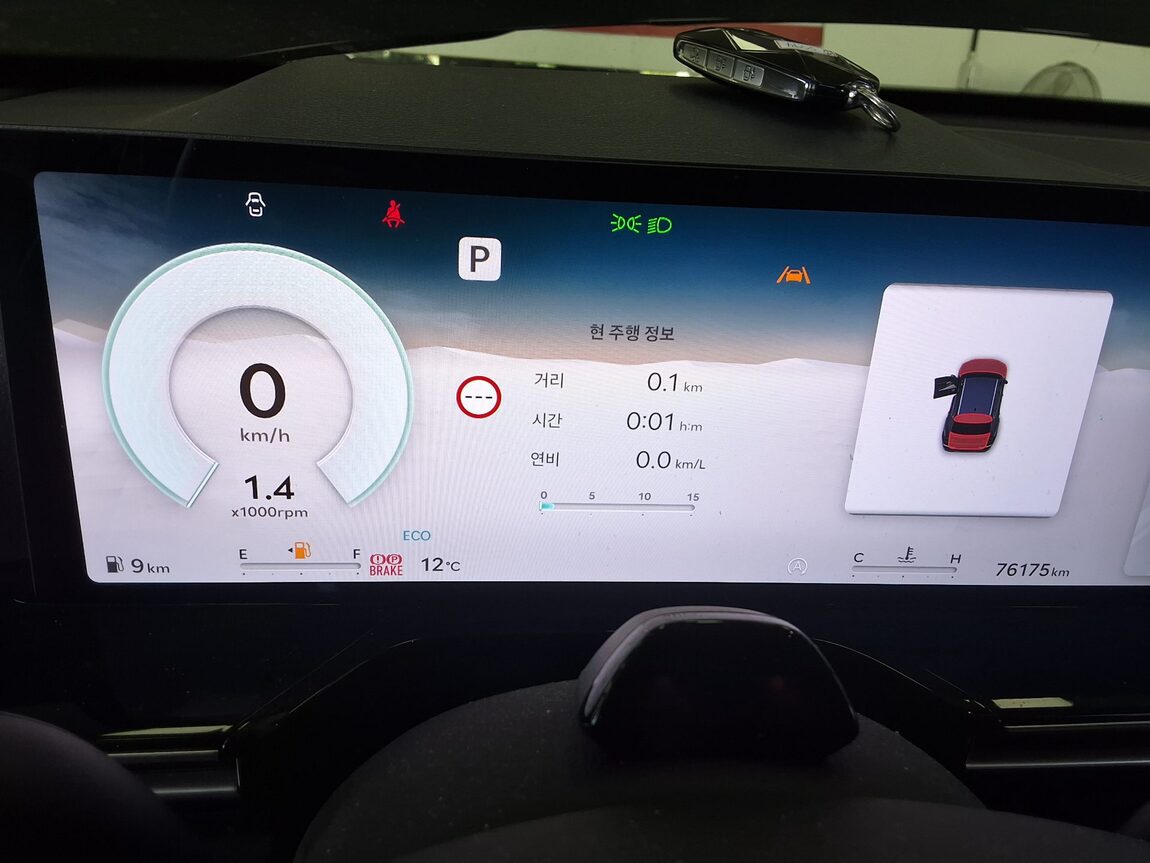 GENESIS NEW GV80 2.5 GASOLINE AWD BASE MODEL 2025 - zdjęcie 9