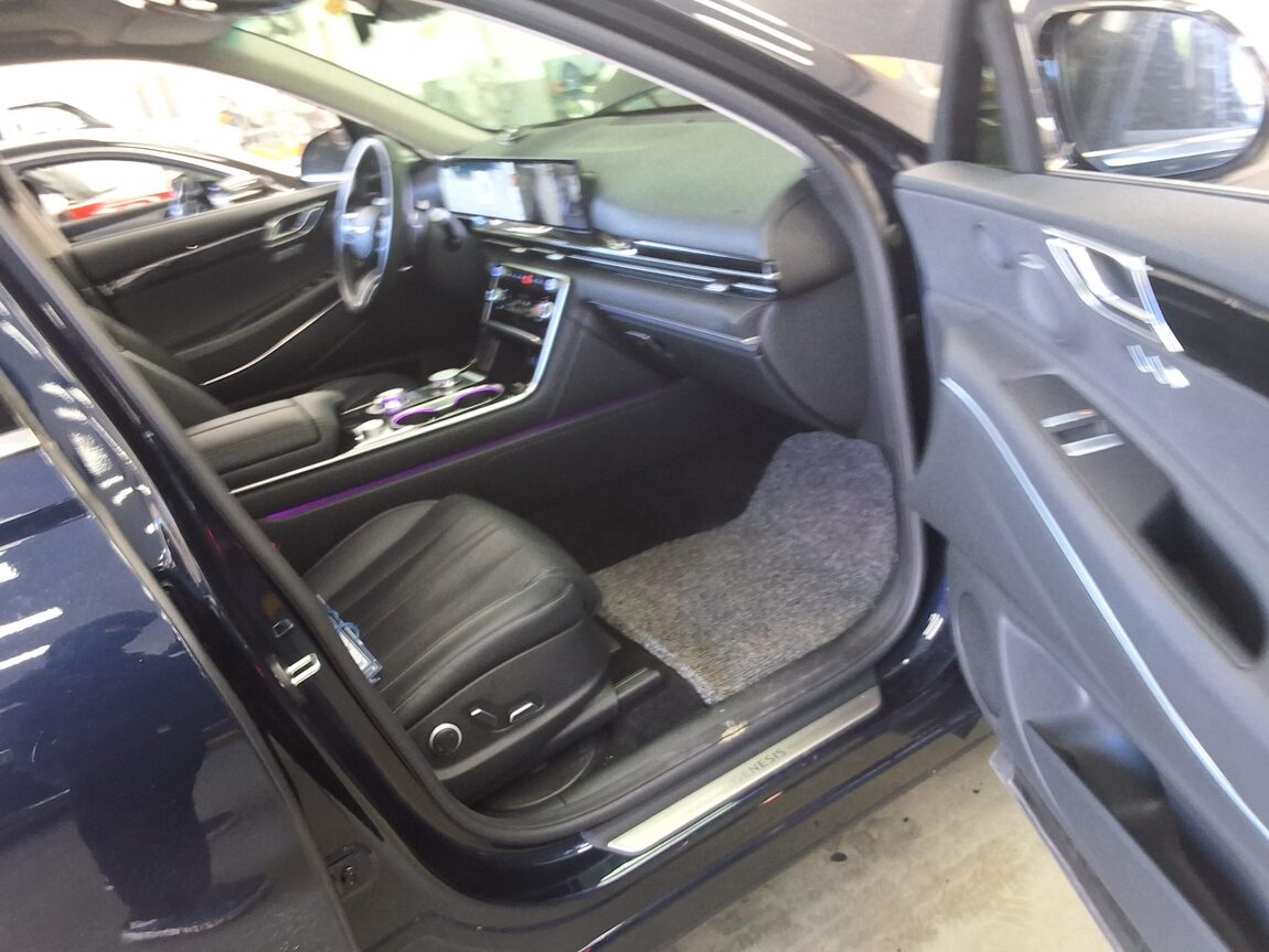 GENESIS NEW GV80 2.5 GASOLINE AWD BASE MODEL 2025 - zdjęcie 14